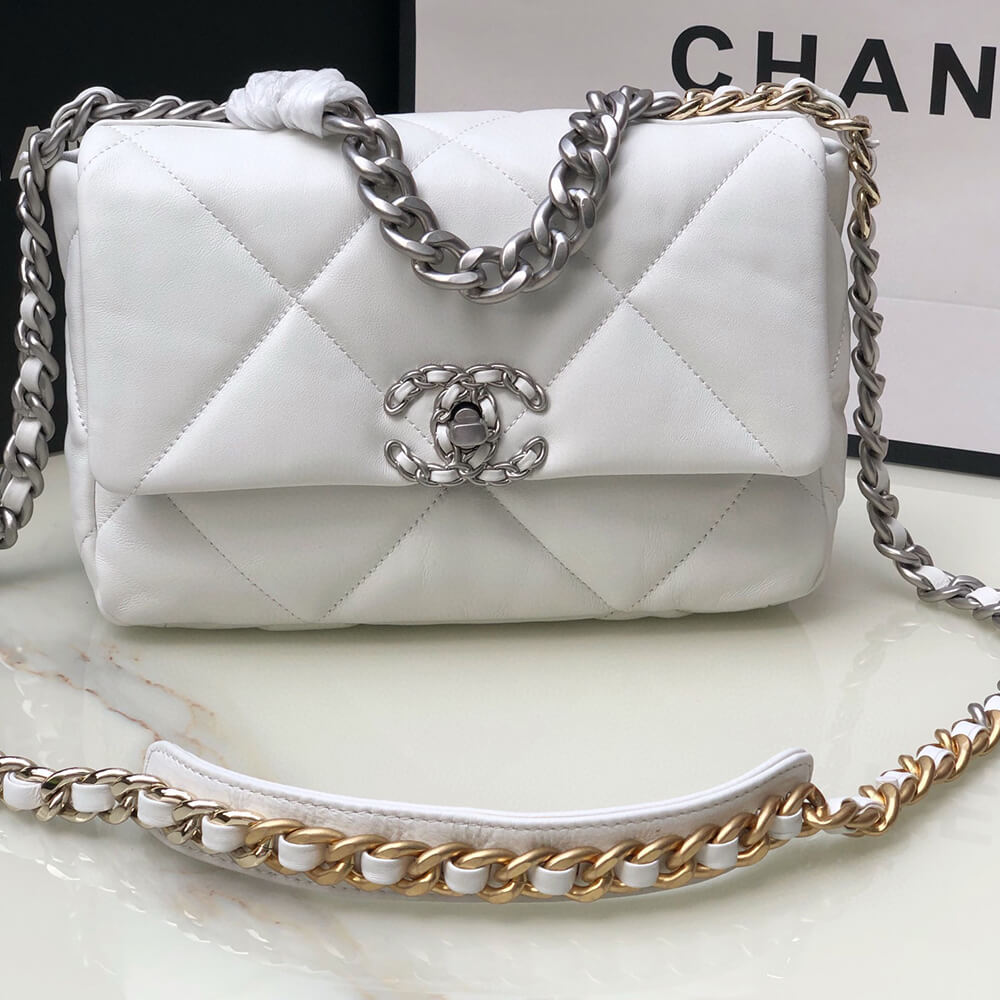 CHANEL 19 Handbag